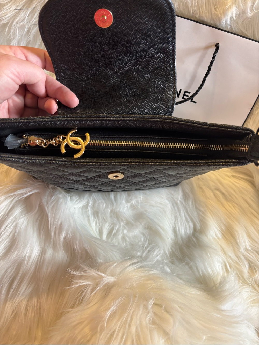 CC Beauty Quilted Makeup Dual Strap Handbag with Gold-tone Hardware - Picture 7 of 16